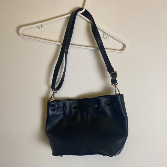 New with tags Danier Leather Purse - Picture 4 of 7